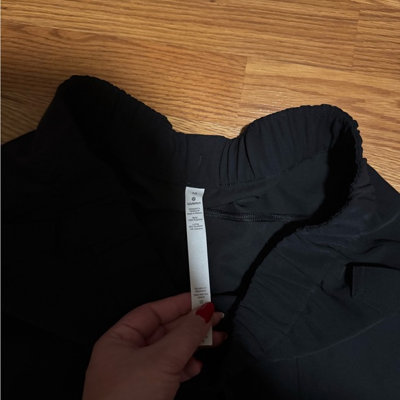 Lululemon Ready Set Cargo Pants - Picture 5 of 6